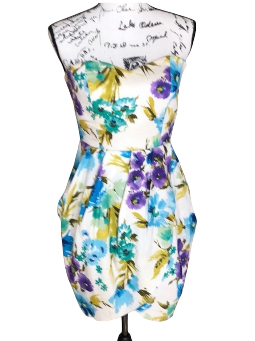 TwentyOne Strapless Floral Dress Size M